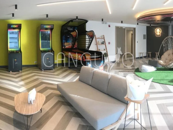 Salón de juegos y Arcade edificio ONE Departamento de Venta La Carolina