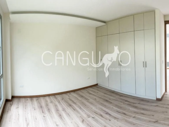 Casa moderna en venta Nayón Dormitorio #3