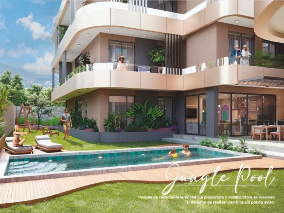 Piscina y áreas verdes en conjunto residencial.