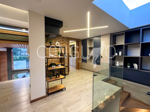 Excelentes acabados Casa personalizable de Venta en Nayón