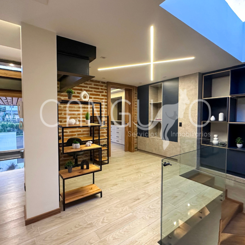 Excelentes acabados Casa personalizable de Venta en Nayón