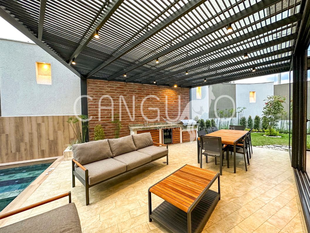 Patios con Pérgola Casa personalizable de Venta en Nayón