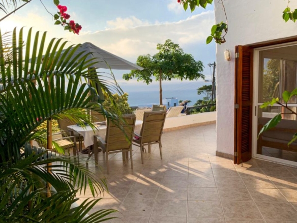 Departamento en venta en Same Casa Blanca con vista al mar