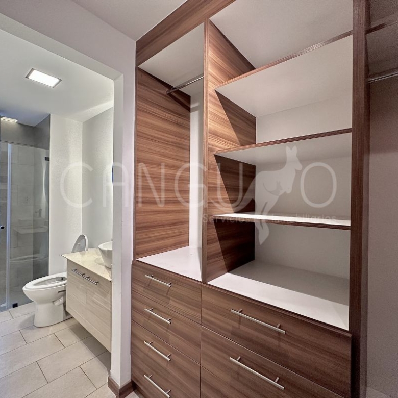 walk in closet Departamento en arriendo La Armenia