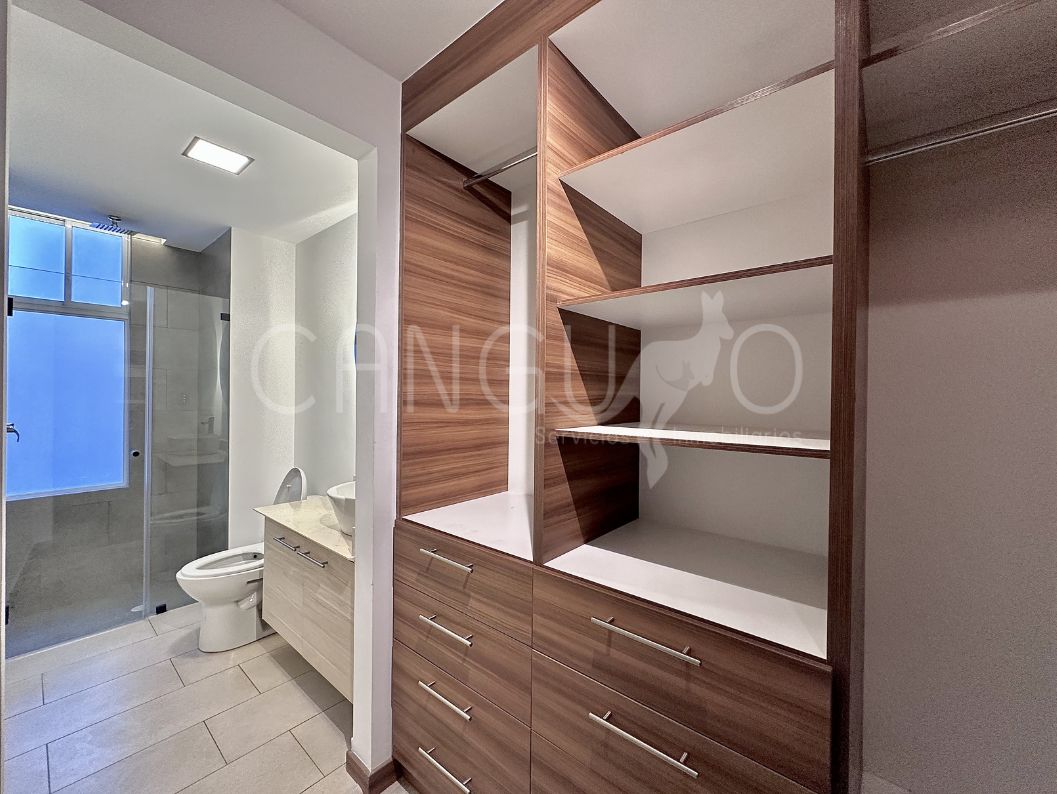 walk in closet Departamento en arriendo La Armenia