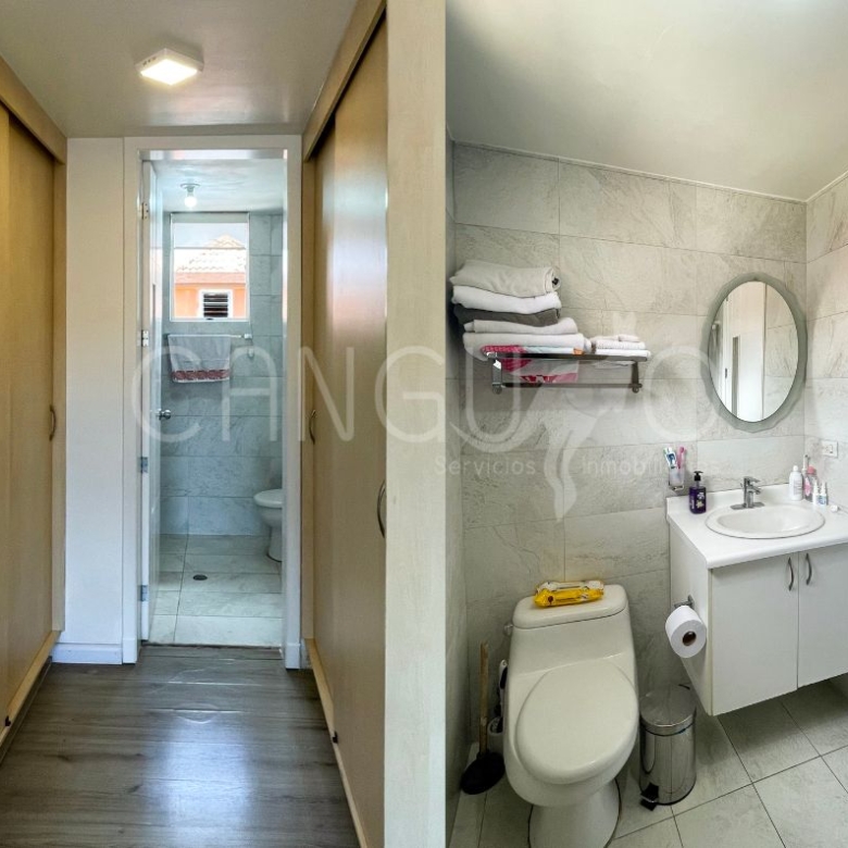 Dormitorio máster de Casa en Venta Ponceano Quito con walk-in closet