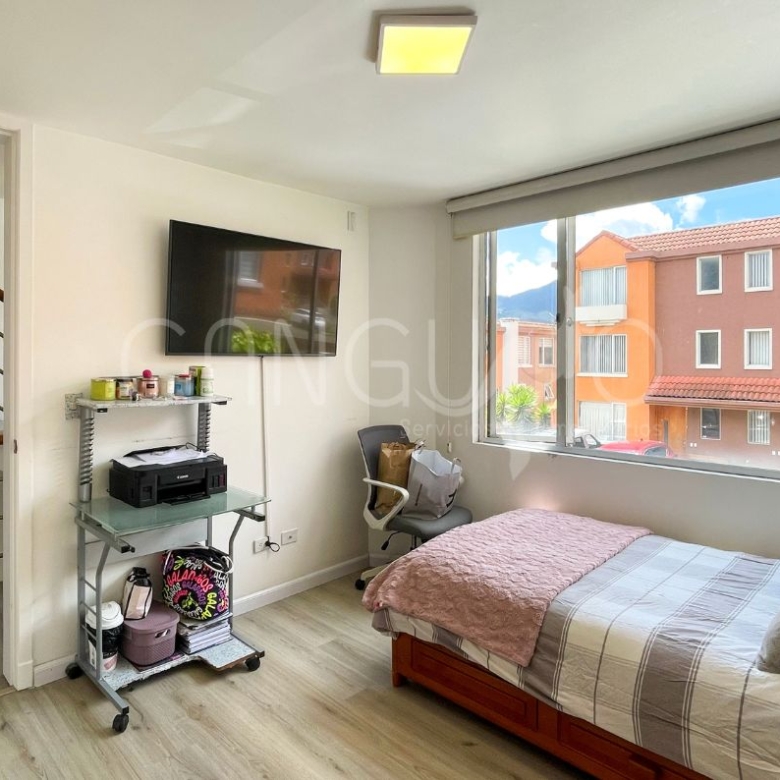 Luminosas habitaciones Casa en Venta Ponceano Quito