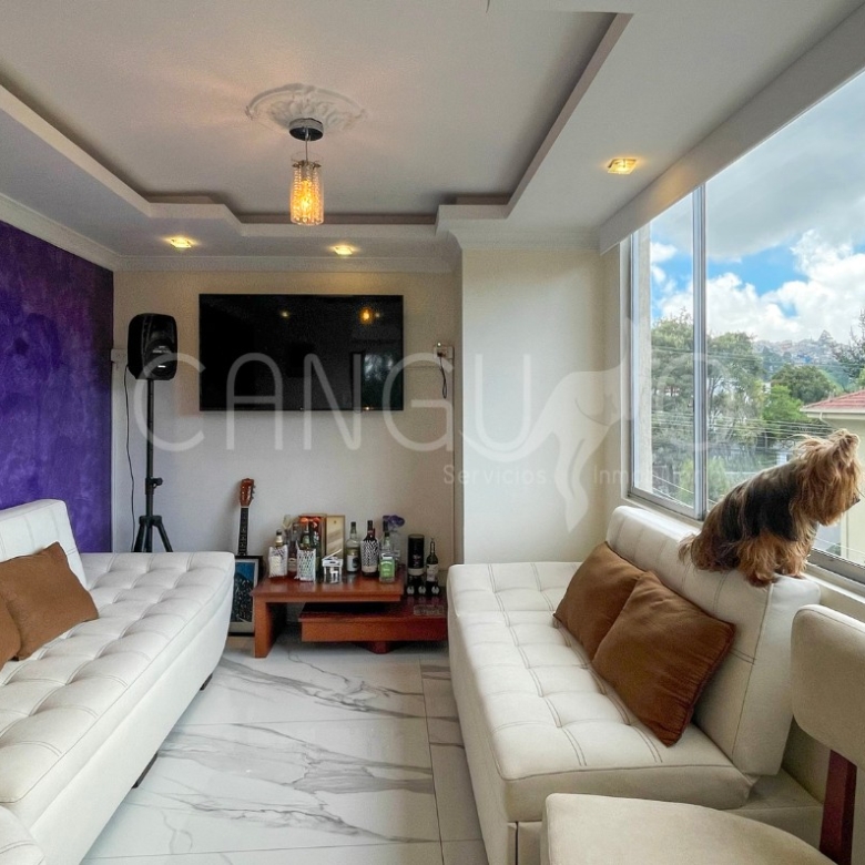 Sala de entretenimiento Departamento dúplex en El Condado
